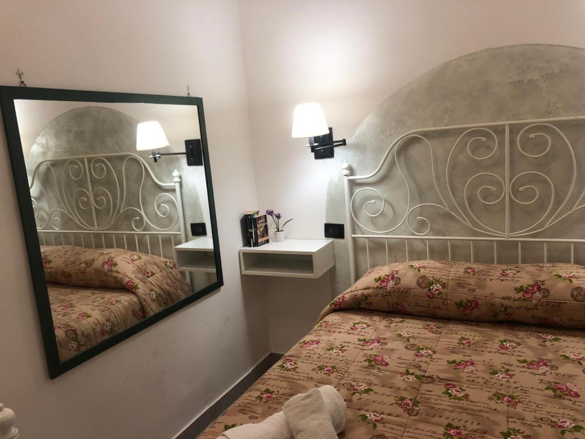 Casa Vacanza Nina 17 คาตาเนีย ภายนอก รูปภาพ