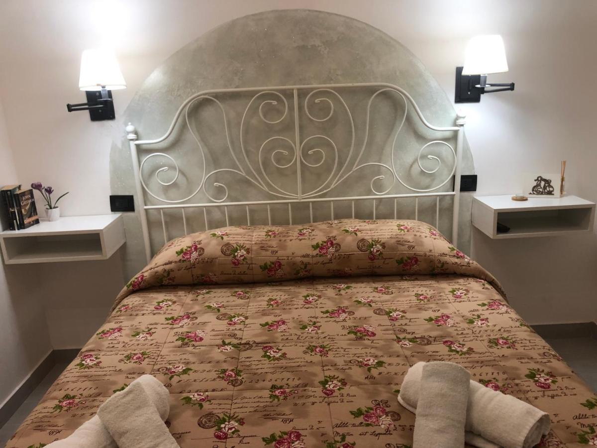 Casa Vacanza Nina 17 คาตาเนีย ภายนอก รูปภาพ